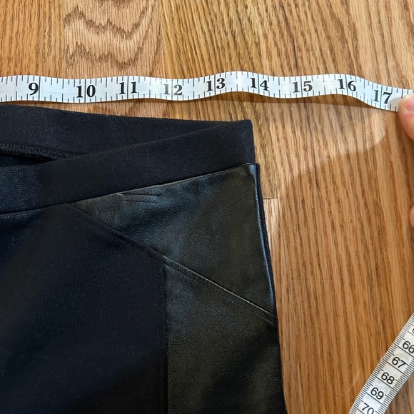 Nordstrom Trouvé Black Leggings with Faux Leather Trim size Small - Picture 7 of 7